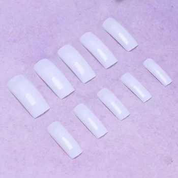 1 Æske 500pcs Halvdelen Dække Falske Negle Tips Patches Kunstige Negle Decals Manicure Klistermærker (Hvid)