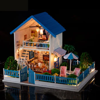DIY dukkehus Miniature Model Dukkehus Med Møbler Samlet træhus Jul Hus Legetøj Til Børn i Fødselsdagsgave